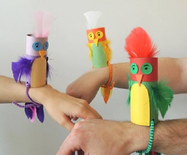 Atividade pássaros com rolo de papel